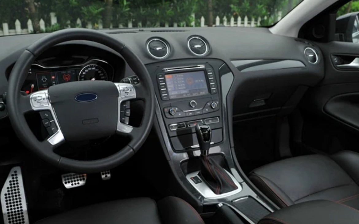 Pantalla 9" para Ford Mondeo 2011