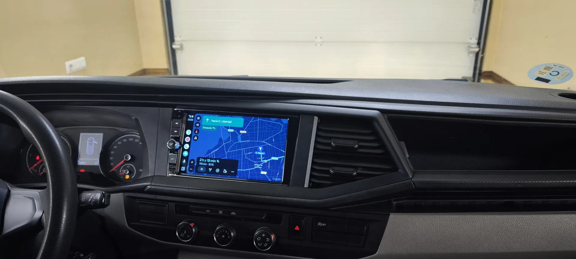 Galería Volkswagen Transporter 2018: multimedia, CAN y cámaras con calibración en taller