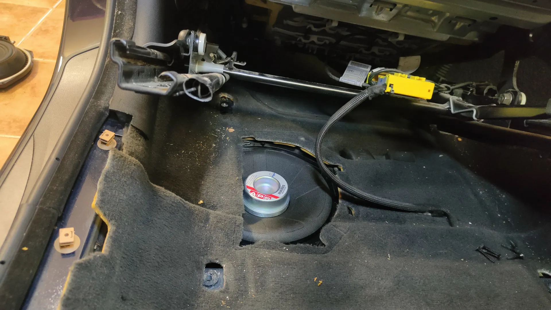 Instalación en Bmw Serie 3 - E90: cámaras, conectividad avanzada y central táctil