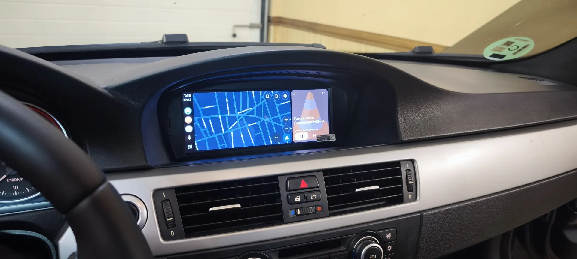 Galería Instalación en Bmw Serie 3 - E90: cámaras, conectividad avanzada y central táctil